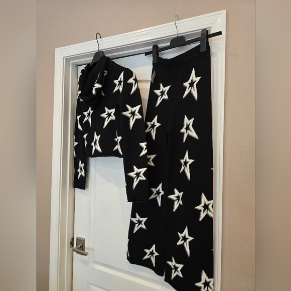 💥 SET - Perfect Moment Intarsia merino wool sweater and Pants Whistler Hoodie - Picture 15 of 16